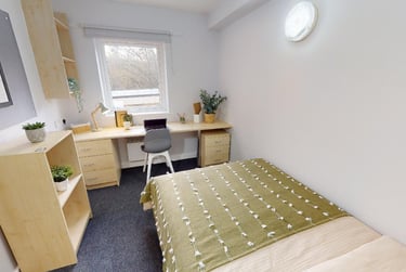 iQ Little Aspley House Student Halls, Firth Street, City Centre, Huddersfield, HD1 3BN - Image 3